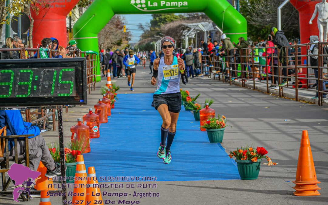 SE VIENE EL CAMPEONATO NACIONAL DE RUTA MASTER DE 10 KM – Susana Tavoloni medalla de Oro en 21K en Sudamericano representando a APAV