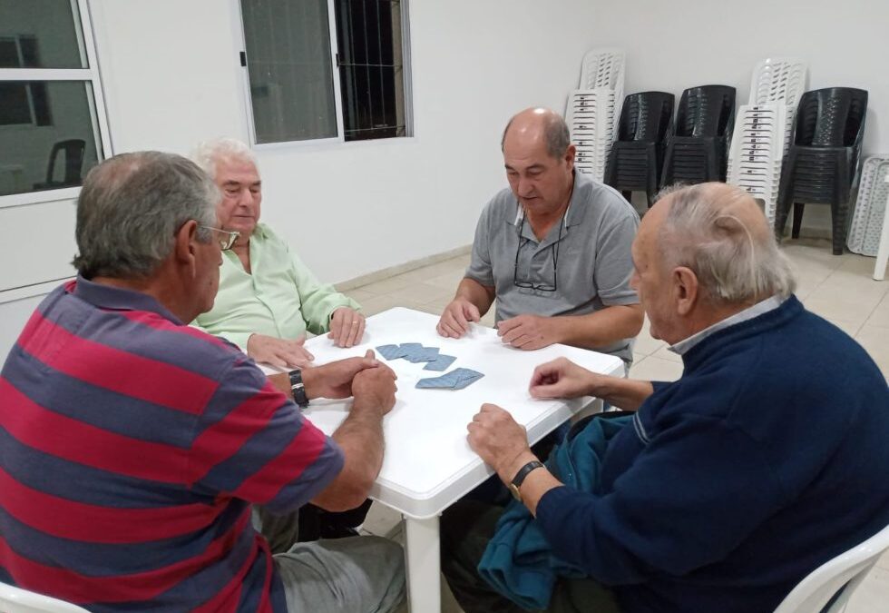 LA ETAPA DISTRITAL JUEGOS BONAERENSES 2023: LAS DISCIPLINAS DE MUS Y TRUCO YA TIENEN A SUS GANADORES