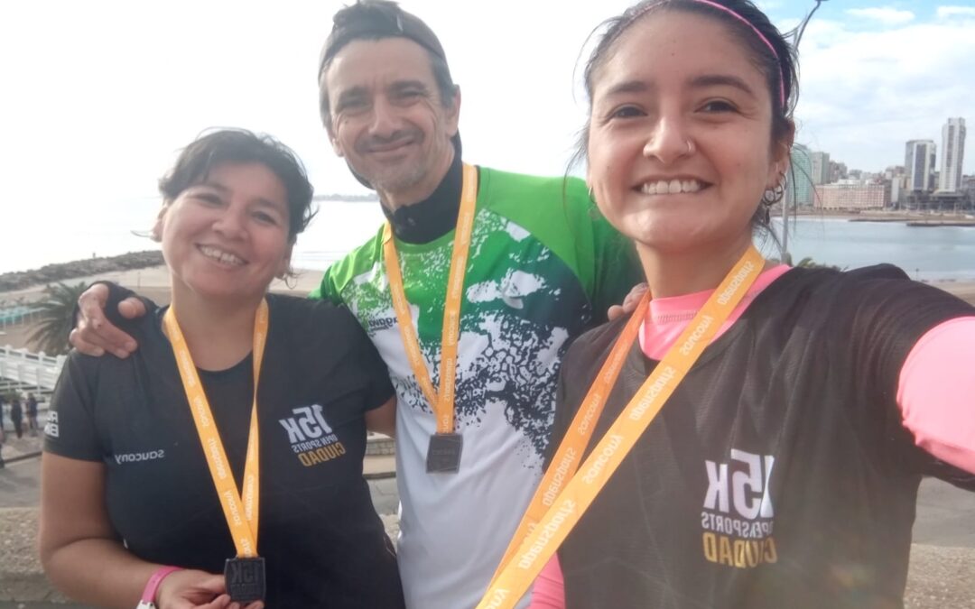 Atletas locales en 15K Open Sports en Mar del Plata
