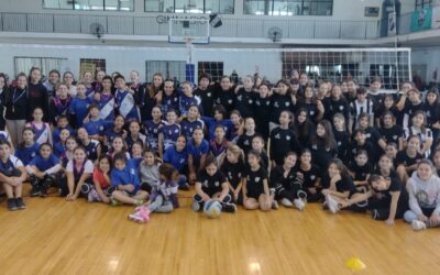 Encuentro de Minivoley en Club Argentino.