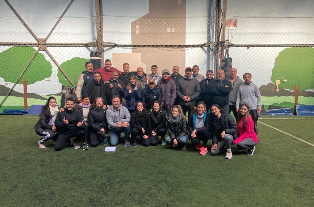 Treintagostenses disertaron en Jornada de Capacitación en Actividad Física, Boxeo recreativo, Salud Mental , Psicología y Deporte