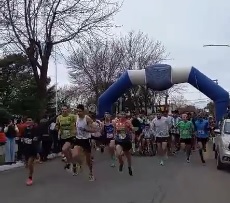 CAMPEONATO 6 CIUDADES EN 30 DE AGOSTO – Victorias DE CARLOS REYES y ANGELINA REYES en los 5 km. JULIO POLAROLO y GIULIANA ANTELO en los 10 Km
