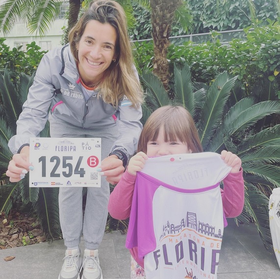 Paola Griffa gano su categoria en la Maraton Internacional Floripa 2023