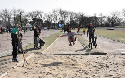 JUEGOS BONAERENSES 2023: MÁS CLASIFICADOS A LA FINAL PROVINCIAL EN ATLETISMO, TENIS DE MESA, BADMINTON, BONAERENSES EN CARRERA, SKATE, AJEDREZ Y BEACH VÓLEY