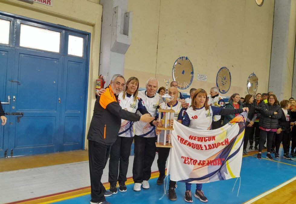ESTO ES VIDA (TRENQUE LAUQUEN) Y CIRCULO POLICIAL (PEHUAJÓ), CAMPEONES EN LAS CATEGORÍAS +60 Y +40 DEL TORNEO APERTURA DE NEWCOM