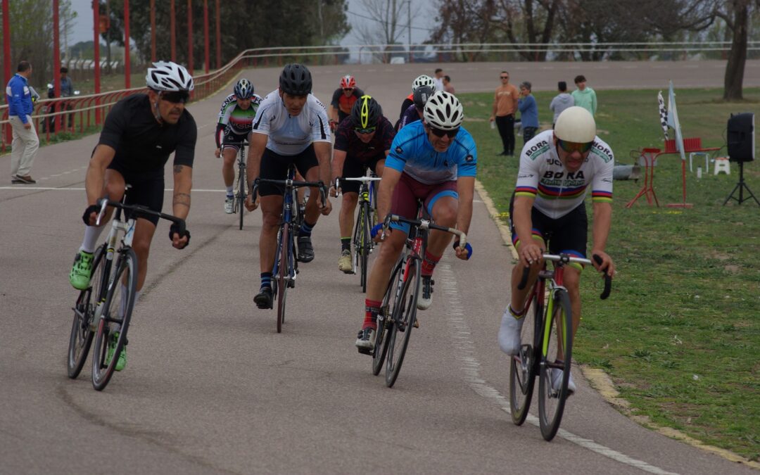 Ciclismo: Este próximo sábado 29 volverá la actividad a la pista del club Ciclista Trenque Lauquen, desde las 13,30 hs.