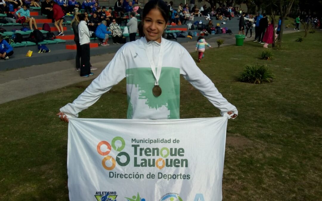 Renata Barragan (3000 metros marcha) medalla de Oro en los Juegos Evita