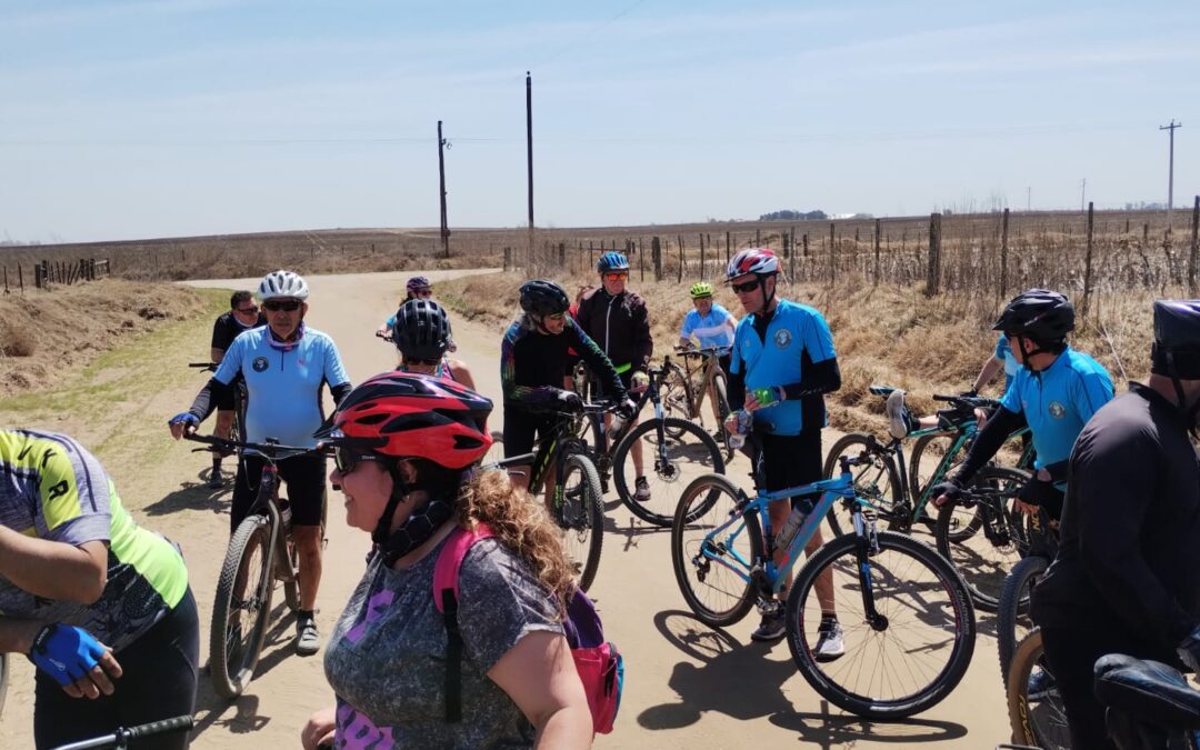 Un centenar de ciclistas en el Cicloturismo