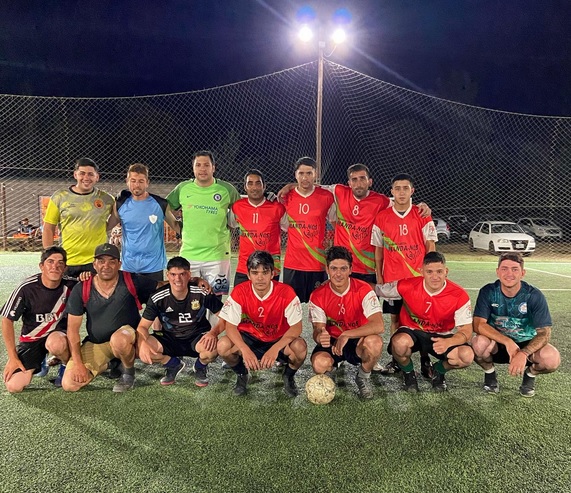 Futbol 8 en «La Scaloneta», Torneo Agro-Campo. El Combinado y Los TT