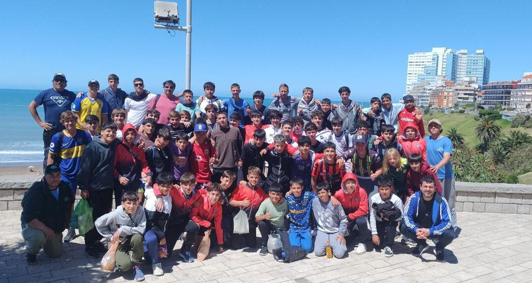 Jovenes de Las Guasquitas jugaron y disfrutaron en Mar del Plata