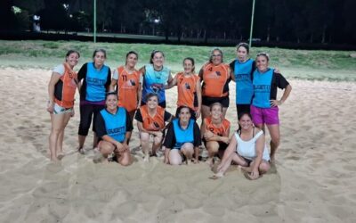 OLIMPÍADAS DEL REENCUENTRO 2024: ARRANCÓ EL CESTO BEACH EN EL POLIDEPORTIVO MUNICIPAL