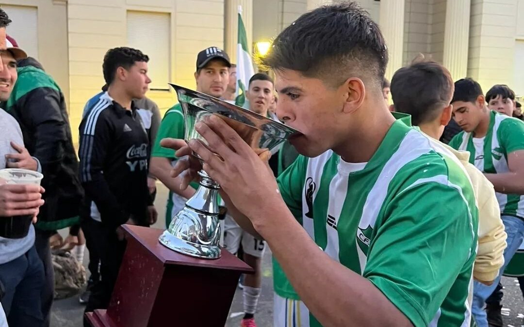 Sigue el exodo de jugadores locales. David Ibañez a Deportivo Maza