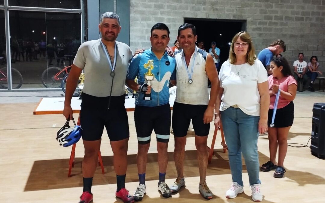 El domingo se realizó la tradicional carrera de rural bike Doble Elordi