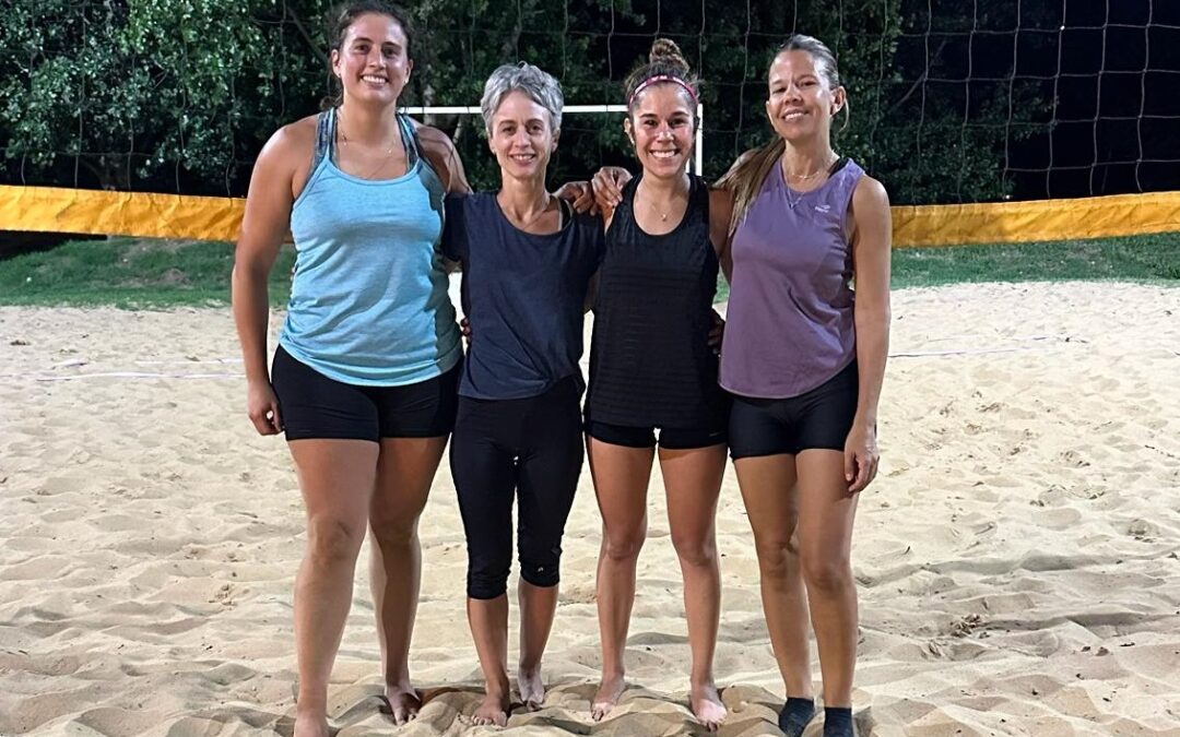 OLIMPÍADAS DEL REENCUENTRO: HURONES DERROTÓ A LAS PEQUES Y SE CONSAGRÓ CAMPEÓN DEL TORNEO DE BEACH VOLEY FEMENINO