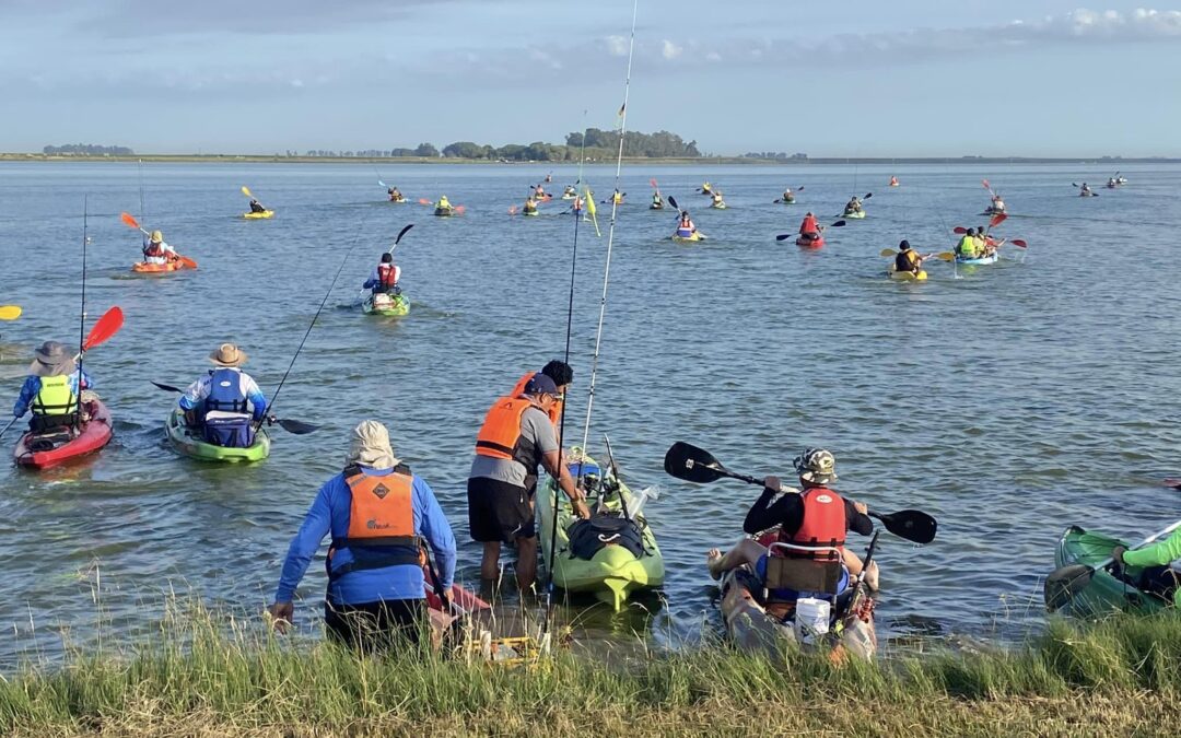 MUY BUEN CONVOCATORIA EN EL DOMINGO DE KAYAK FISHING EN LA LAGUNA CUERO DE ZORRO