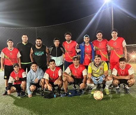 Torneo de Futbol 8 en «La Scaloneta» – El Combinado y El Rejunte finalistas