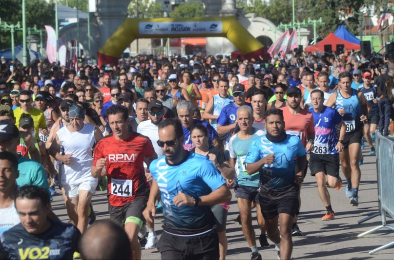 11º CARRERA POR LA INCLUSION – BAHIA BLANCA 2024. Marisa Chaintiou 4° en su categoria