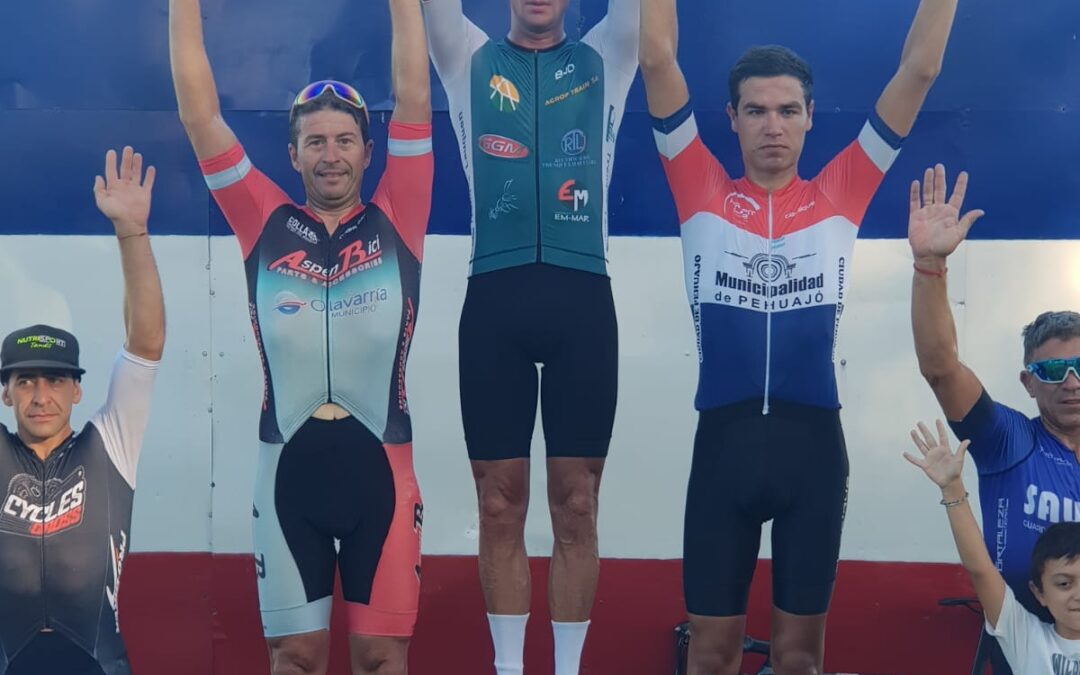 Ciclismo en TAPALQUE: Ganó Dumerauf del equipo TRENQUE LAUQUEN y 3ro. MARCOS LOBOSCO
