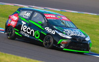 Turismo Nacional: El nuevejuliense Bautista Damiani (Toyota Yaris), gano su primera carrera en Termas