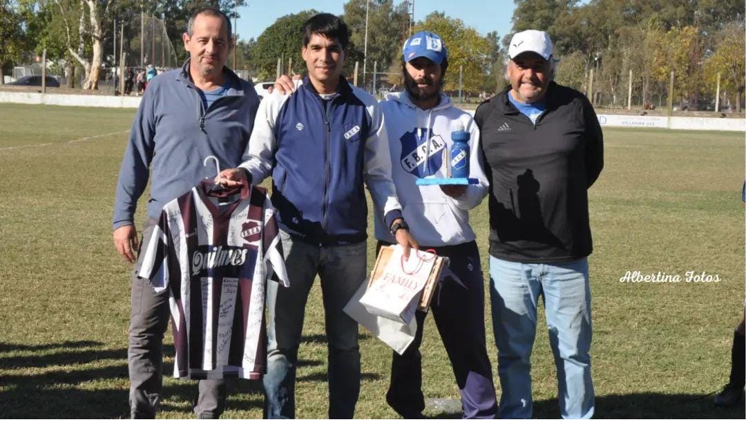 Reconocimiento a Nicolas Ibañez por su trayectoria en el club Argentino