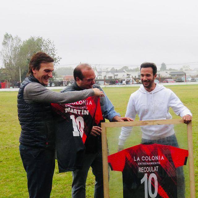 Las Guasquitas entrego presentes en agradecimiento a la colaboracion de la Municipalidad
