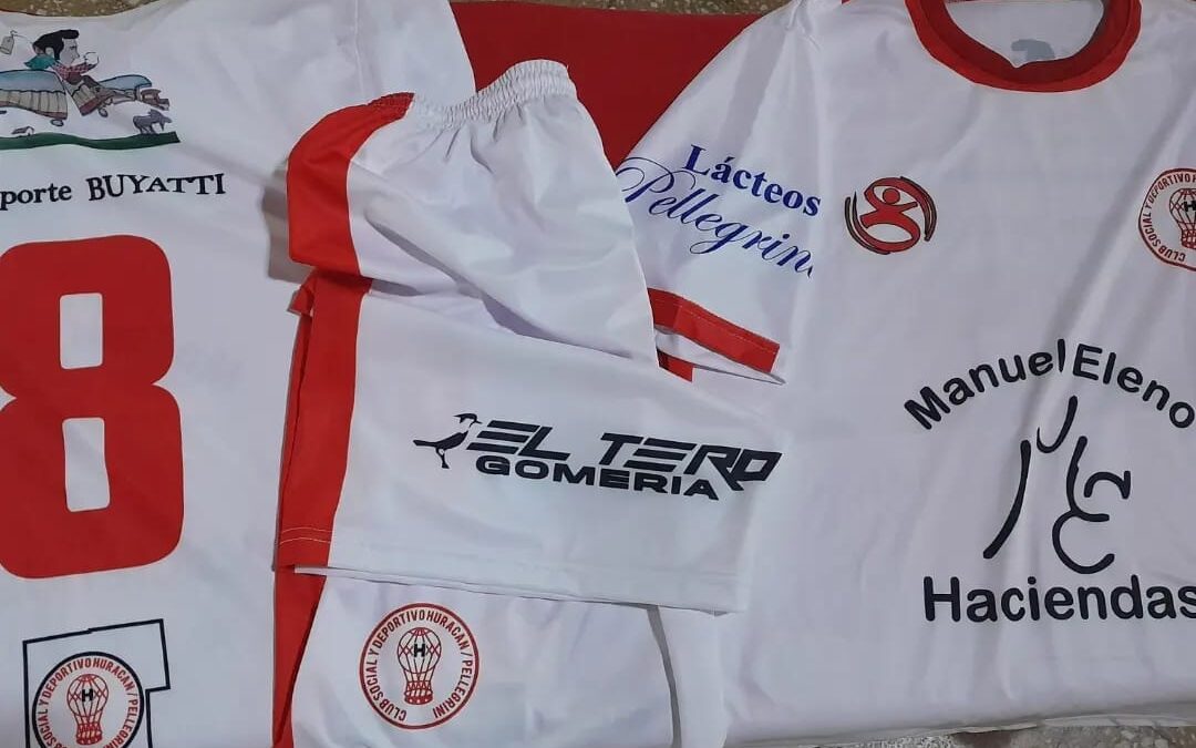 NUEVA INDUMENTARIA 2024 DE HURACAN DE PELLEGRINI