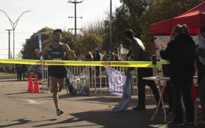 Atletismo: Los trenquelauquenses Daniel Jauregui y Pamela Araneo, dueños de la segunda Media Maratón