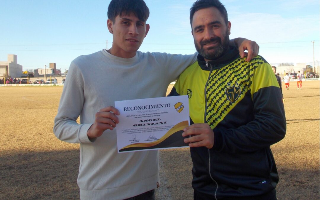 Reconocimiento a Angel Ghinzani