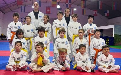 ASCENSO DE GRADO de estudiantes de la Escuela de Taekwondo Olímpico “GTM Sport”.