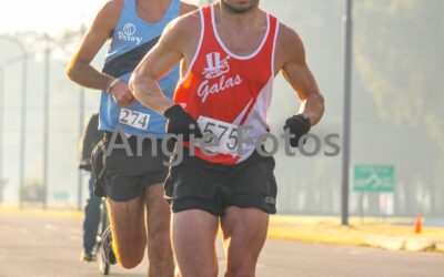 Atletismo: José Sayes y María Aguilar se adjudicaron la Media Maratón de la ciudad de Junín