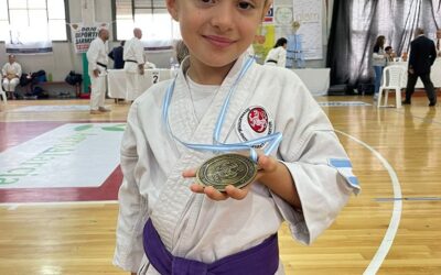 Karate: La trenquelauquense Josefina quiere ir al Mundial