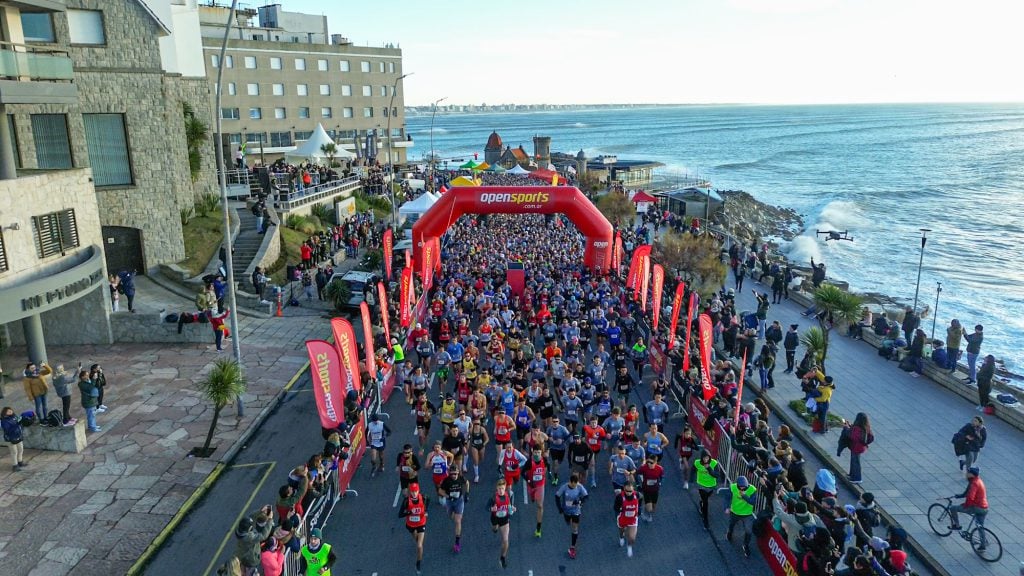 Borelli y Funaro se quedaron con los 15K Open Sports Ciudad en Mar del Plata. Participaron Trenquelauquenses