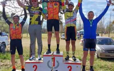 Ciclismo: Javier Lobosco gano la carrera Master C en la jornada ciclística en Río Colorado