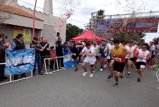 3° EDICION MEDIA MARATÓN EDUARDO CASTEX – Angelina Reyes 3° en la General y gano su Categoria en los 21K