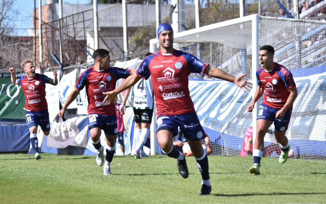 Rodrigo Cao convirtio los dos goles de Dep. Merlo ante Excursionistas (VIDEO)