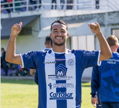 Con gol de Rodrigo Cao ganó Deportivo Merlo