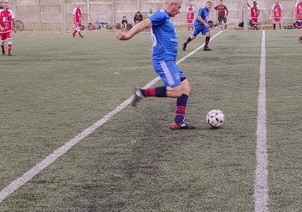 Super Senior – Verdes ganaron el clasico y son punteros de la Zona A junto a Canarios. En la zona B manda Berutenses