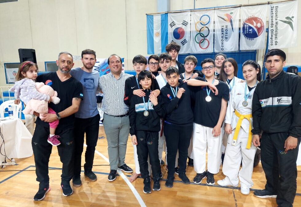 TORNEO DE TAEKWONDO WT EN EL POLIDEPORTIVO MUNICIPAL CON LA PARTICIPACIÓN DE UNOS 240 COMPETIDORES Y UN GRAN ACOMPAÑAMIENTO DE LA COMUNIDAD