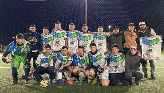 Torneo de Futbol 8 en «La Scaloneta» – Zona Futbol finalista. Hoy se define el otro.