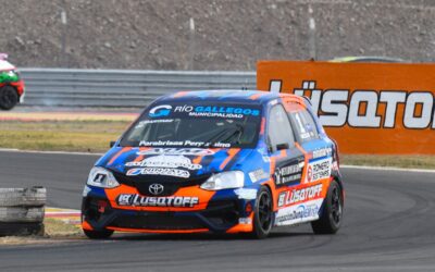 Turismo Nacional: En carrera accidentada, Thiago Martínez gano la final Clase 2 y obtuvo el bicampeonato