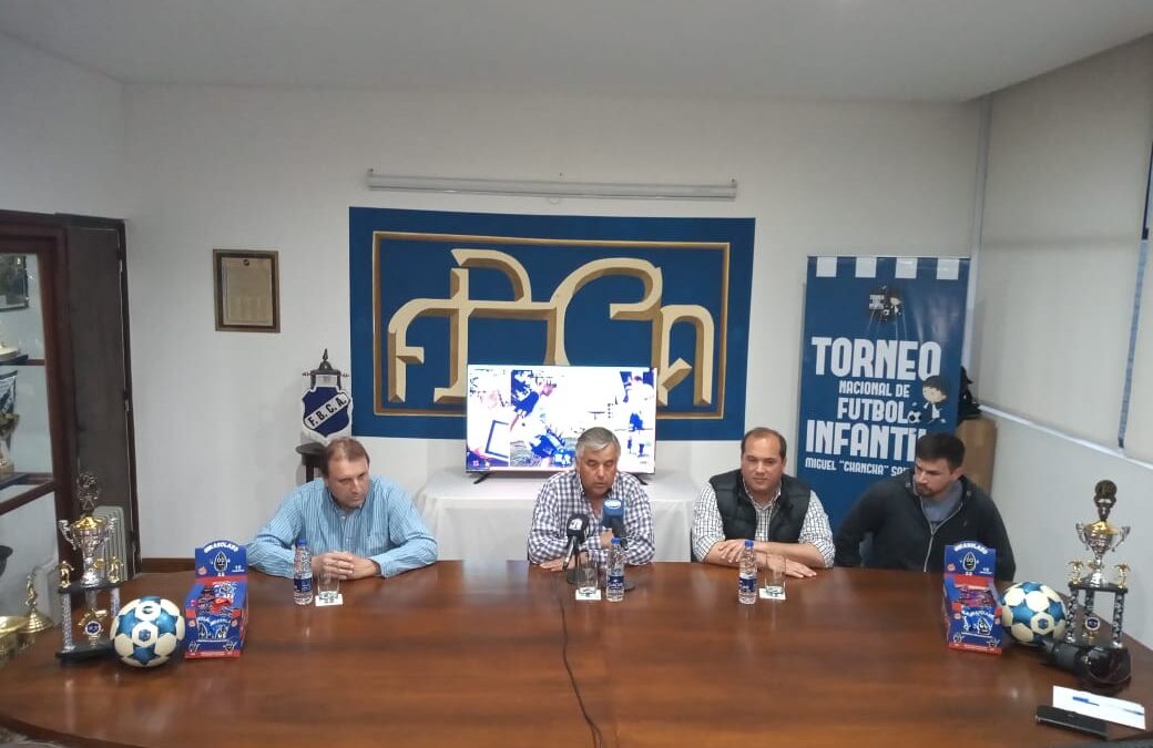 Se hizo la presentacion oficial del Torneo Nacional de fútbol infantil de FBC Argentino, Miguel Angel Sanchez, Edicion Jorge Rodriguez Mera