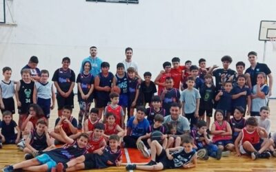 LA ESCUELITA DE BÁSQUET MUNICIPAL, EN ENCUENTROS CON BARRIO ALEGRE Y ARGENTINO
