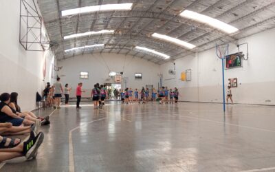 LA ESCUELITA MUNICIPAL DE CESTOBALL, EN SUS DISTINTAS CATEGORÍAS, PARTICIPÓ DE UN AMISTOSO EN TRES LOMAS