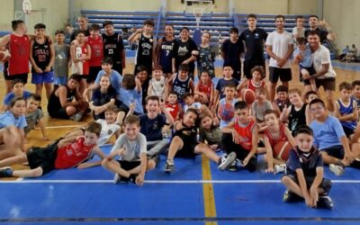 LA ESCUELITA DE BÁSQUET MUNICIPAL CERRÓ EL AÑO CON ENCUENTROS DEPORTIVOS CON LA ESCUELITA DE BARRIO ALEGRE Y EL CEF Nº 18