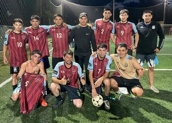 «Copa de Oro» La Scaloneta – Los Peor es Nada y La Profaneta a Cuartos de final