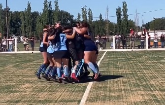 Federacion Noroeste de Hockey Zona Ascenso – Barrio Alegre en 6ta. y Juventud Unida de 30 de Agosto en 1ra. Campeones del año