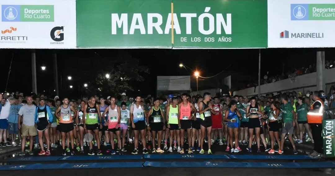 Angelina Reyes 3ra. en la general y ganadora de su categoria en la Maratón de los Dos Años de Rio Cuarto