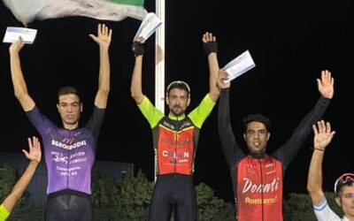 CICLISMO: Podio trenquelauquense y primera victoria del año para Matías Navarro en la nocturna de General Pico, La Pampa