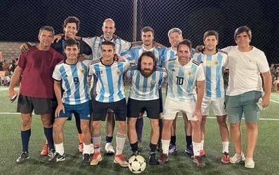 Scaloneta Torneo +33 – Banco Nacion Campeon Copa Oro. Zona Futbol gano Copa Plata