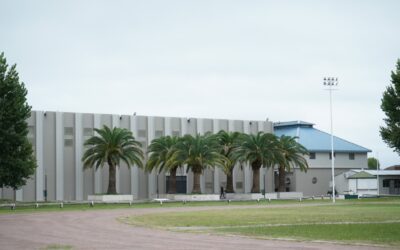 POLIDEPORTIVO: AVANZAN LAS OBRAS DE REMODELACIÓN QUE LLEVA ADELANTE EL MUNICIPIO Y YA FUNCIONA A PLENO CON ACTIVIDADES